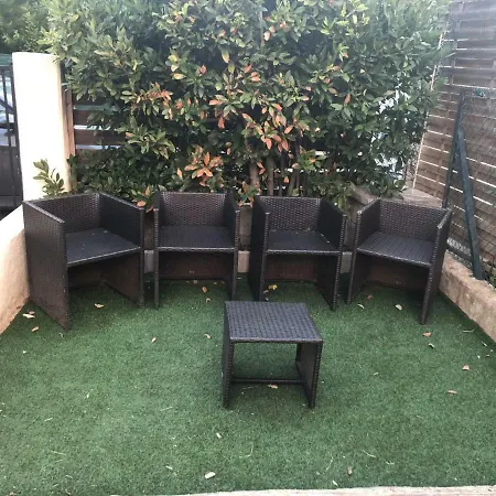 Six-fours Apartman